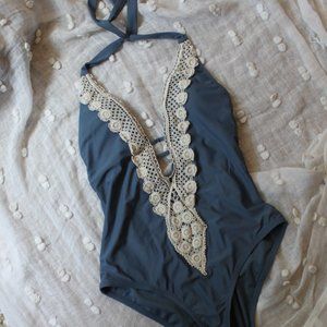 Mossimo One-Piece Swimsuit Size Medium